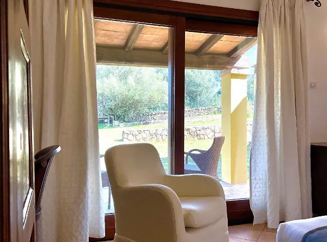 Punta D'acu Country *