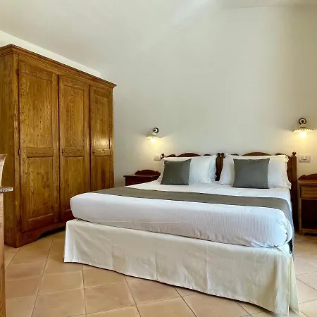 Punta D'acu Country أرتْساكينا