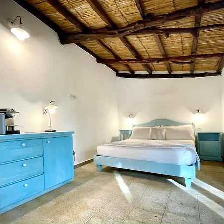 منتجع Punta D'acu Country *