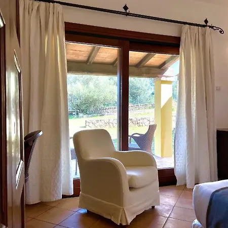 Punta D'acu Country *