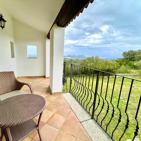 Punta D'acu Country منتجع أرتْساكينا