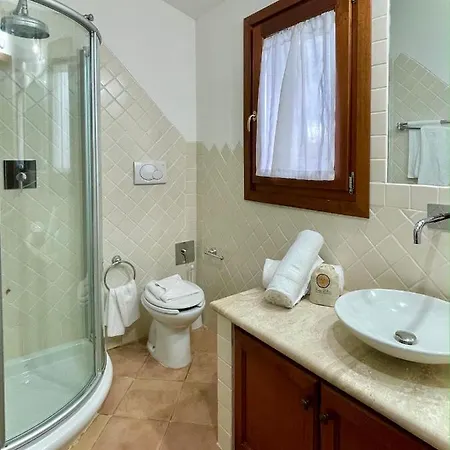 Punta D'acu Country منتجع أرتْساكينا